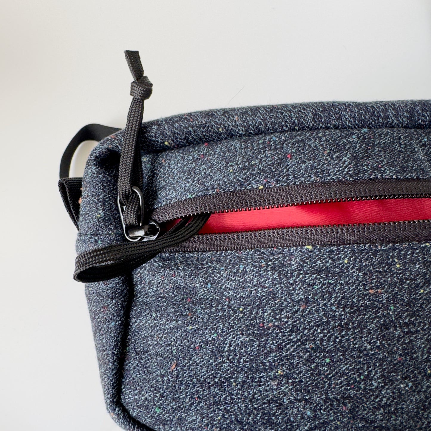 Swell 2.5L - Wool Denim Blend w/ Multicolor Neps - Indigo